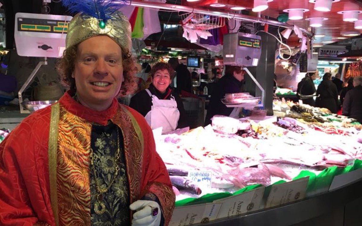 El Patge Reial visita el mercat